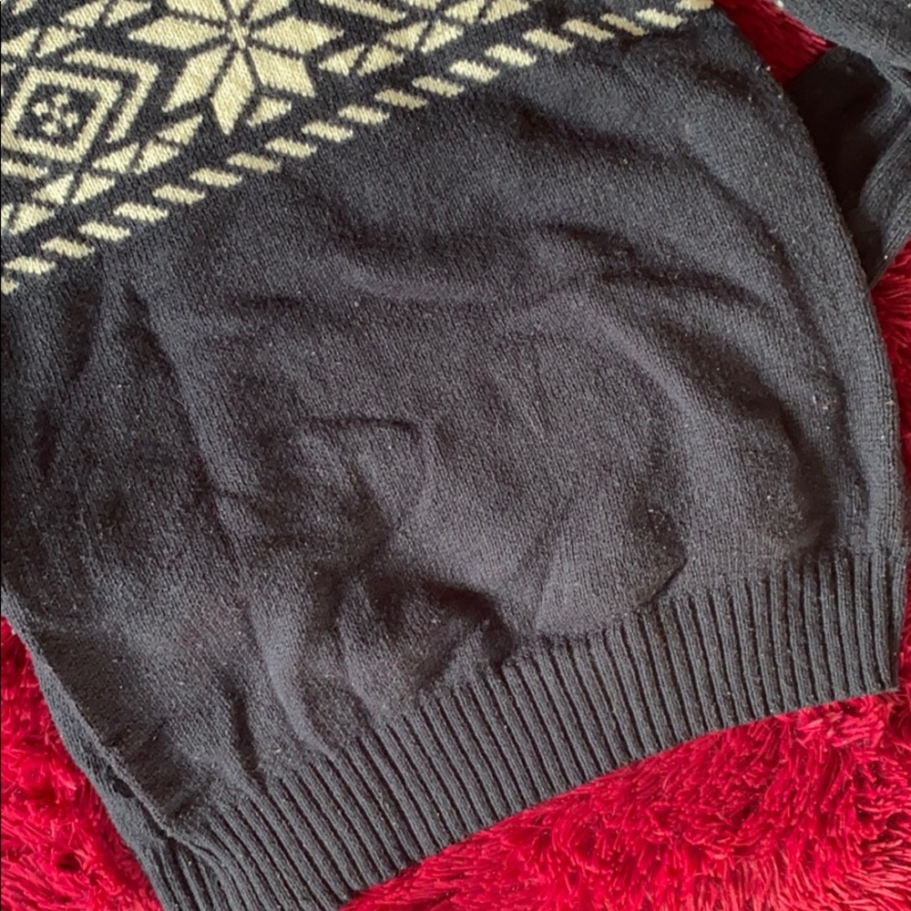 Old Navy navy wool sweater - Picture 9 of 10